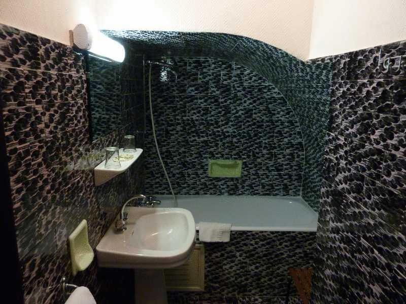 Hotel La Truffiere Gignac  Luaran gambar